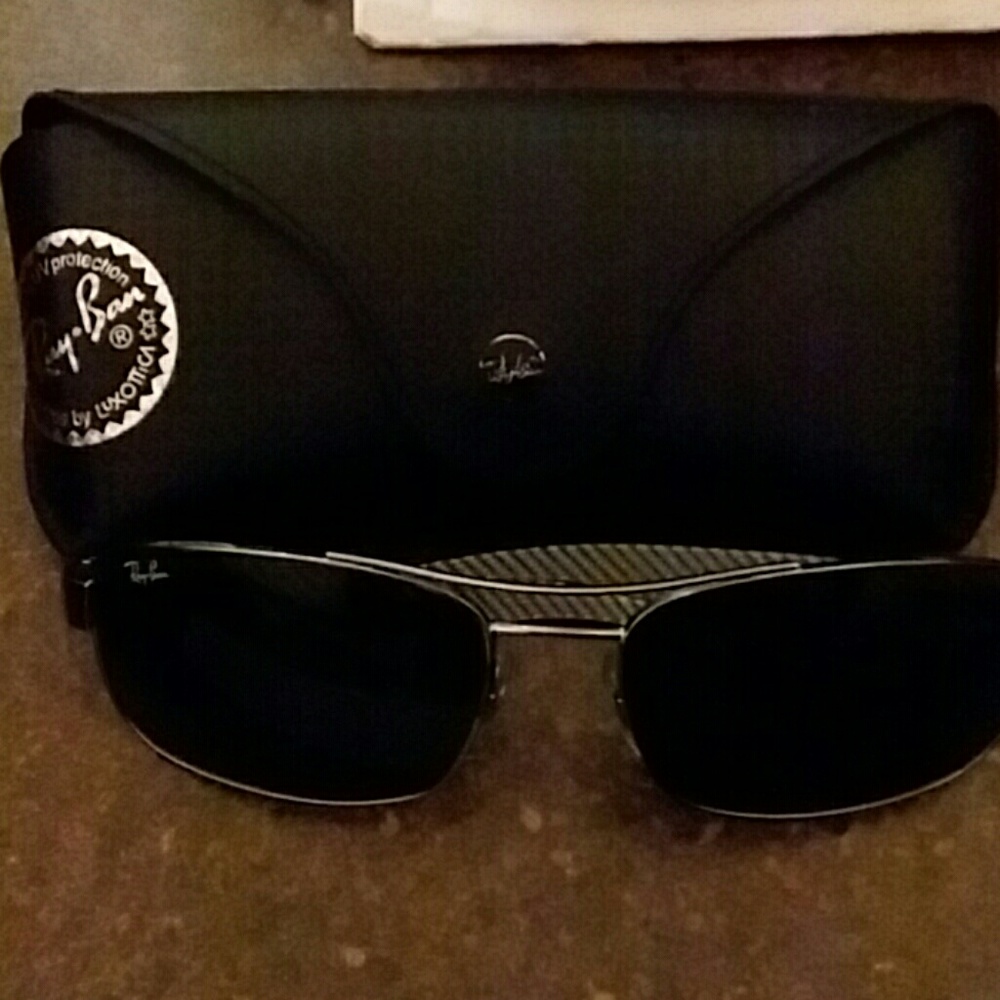 Men ray ban shades & a mens bakar quartz watch - Picture 2 of 4